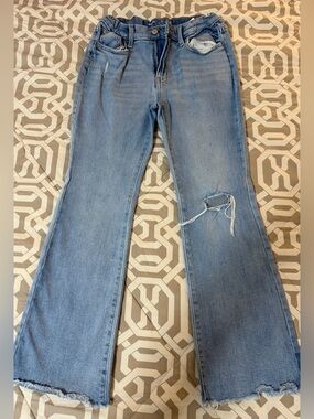 Old Navy Girl High Rise Light Blue Distressed Jeans 14 Plus